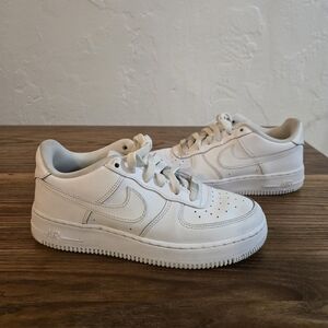 Nike Air Force 1 Shoes Youth Size 6Y White Leather Low Sneakers FV5951-111